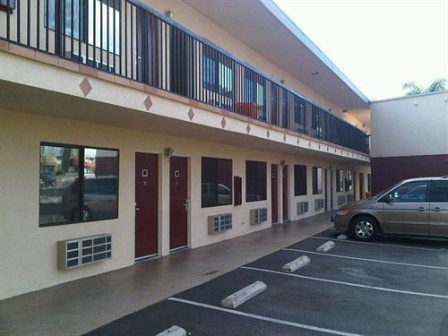 Americas Value - Azusa/pasadena